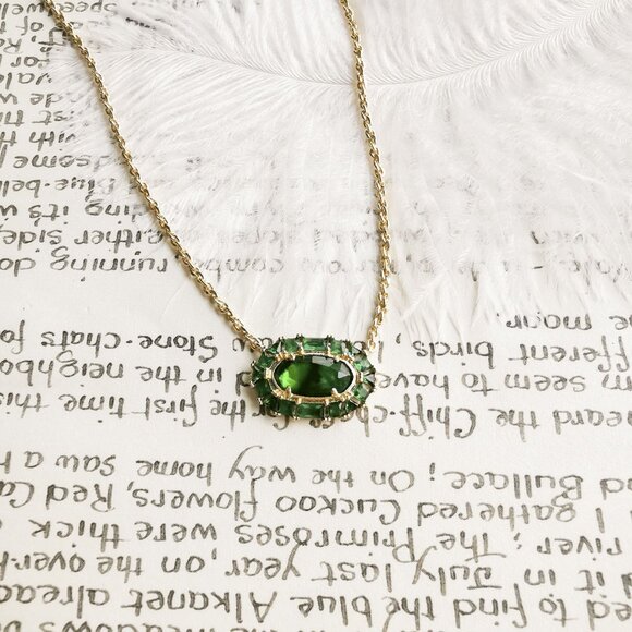 Kendra Scott Elisa Crystal Frame Short Necklace Gold Kelly Green Illusion - Picture 2 of 4